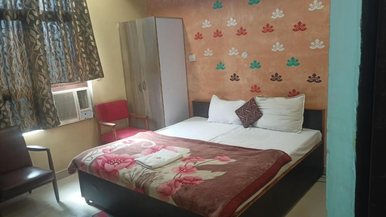 Hotel Shyam Utsav Mirzapur Ngoại thất bức ảnh